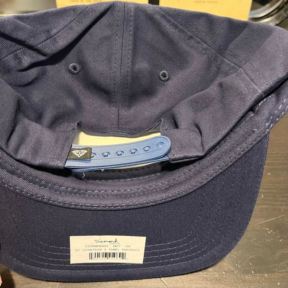 Diamond Supply Co. NEW YORK - Picture 2 of 4